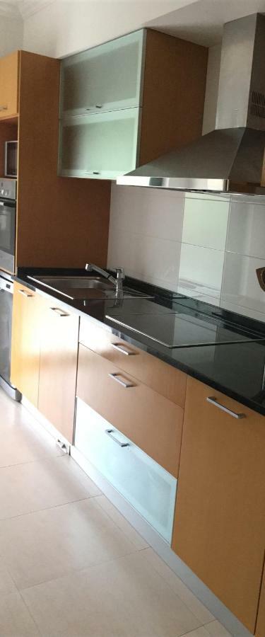 Nazare T2 Vista Mar Apartment Luaran gambar